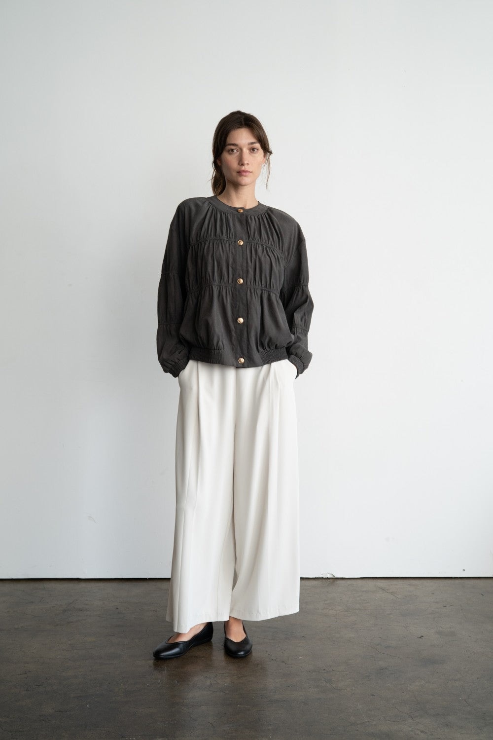 ELASTIC PIPING BLOUSON JACKET: Black