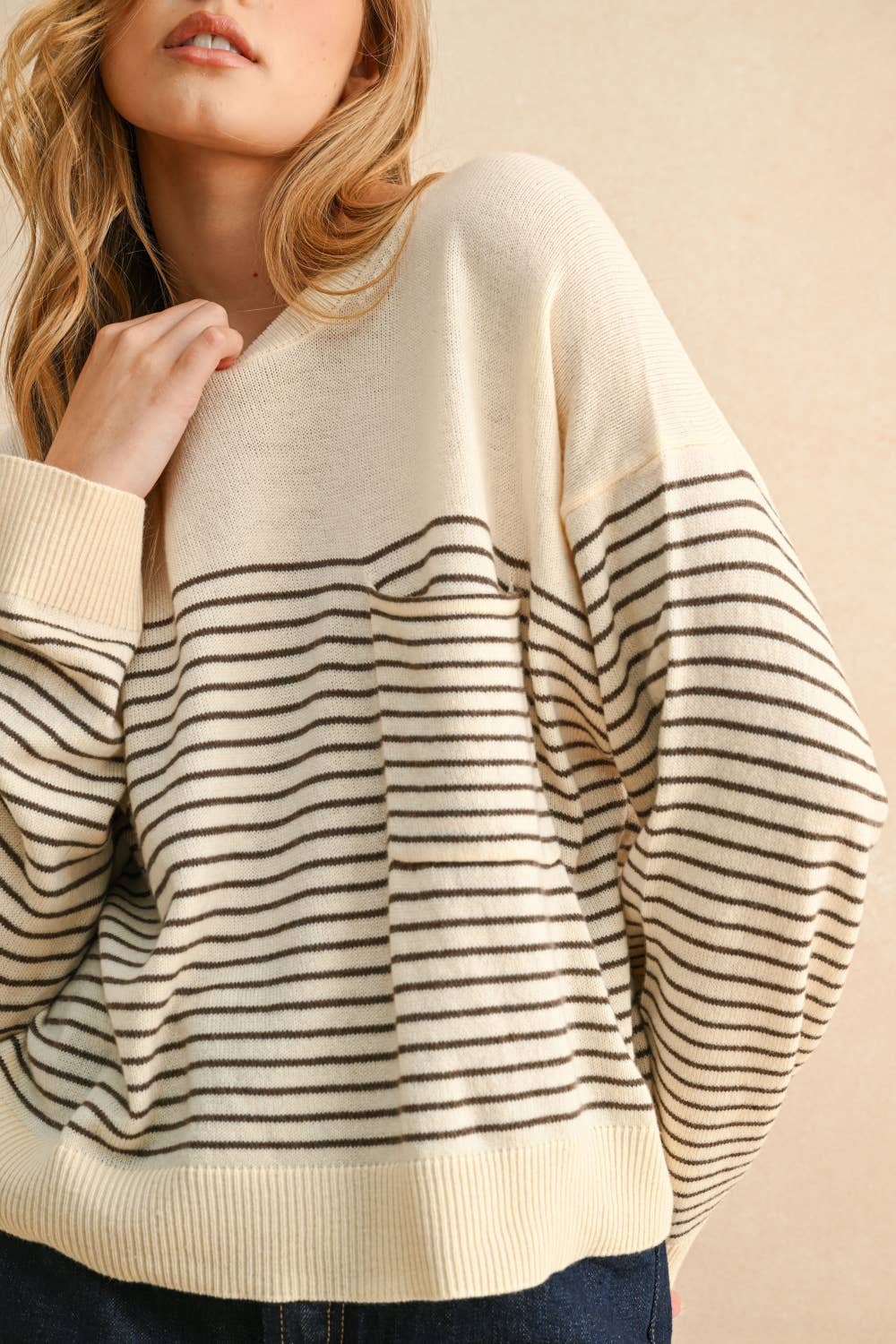 STRIPE PATTERN SWEATER KNITTED TOP: CREAM/BLACK