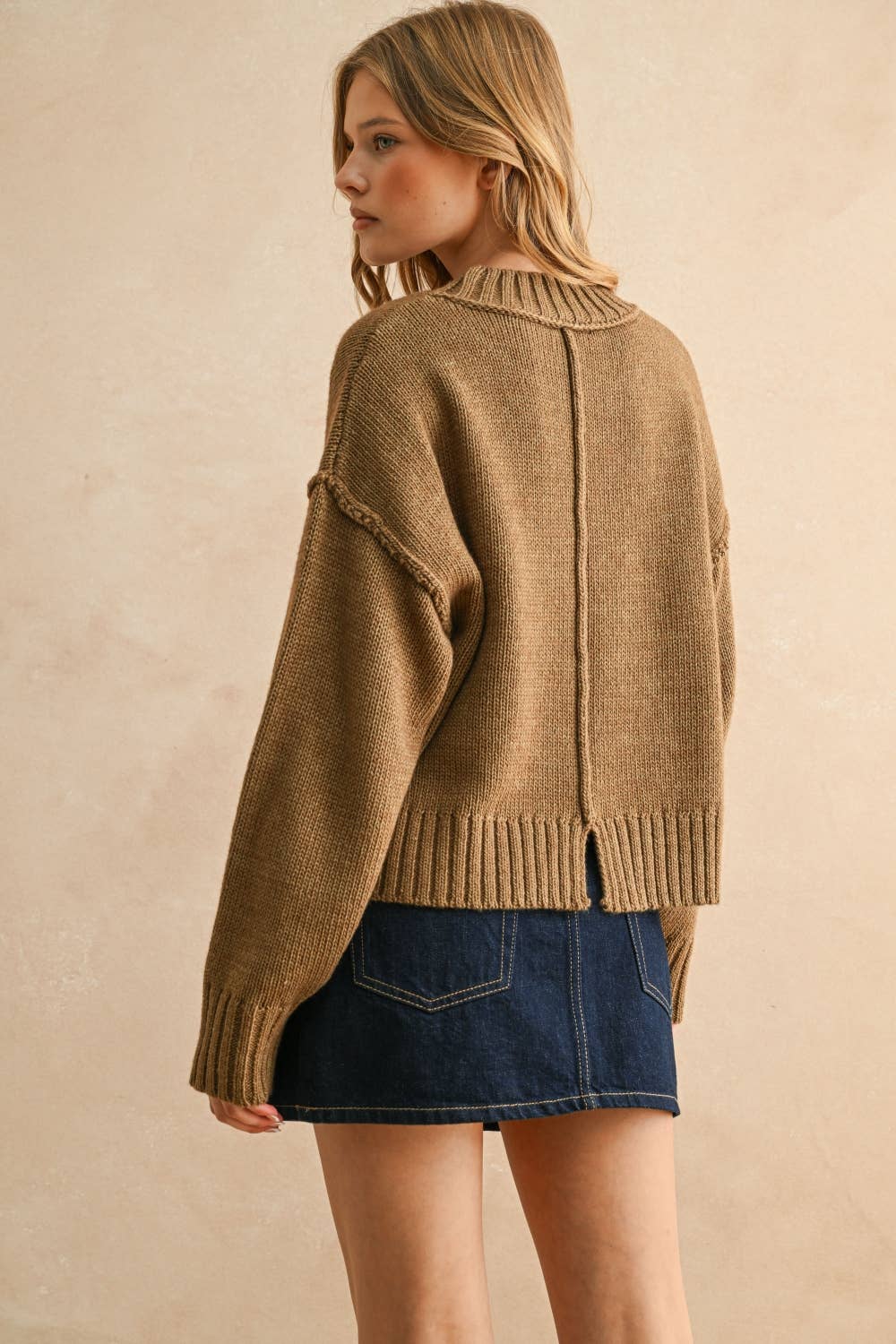 SLIT DETAIL SWEATER TOP: OATMEAL