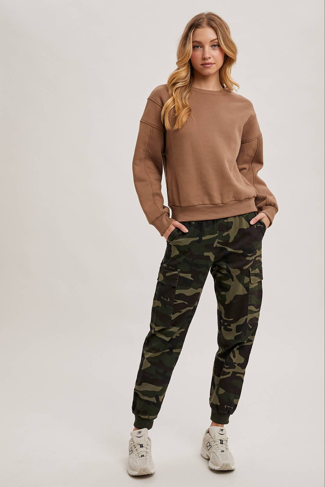 CAMO CARGO JOGGER PANTS: OLIVE COMBO