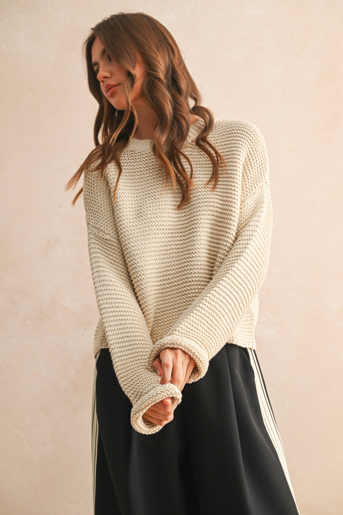 ROUND NECK SWEATER KNITTED TOP: CHOCOLATE