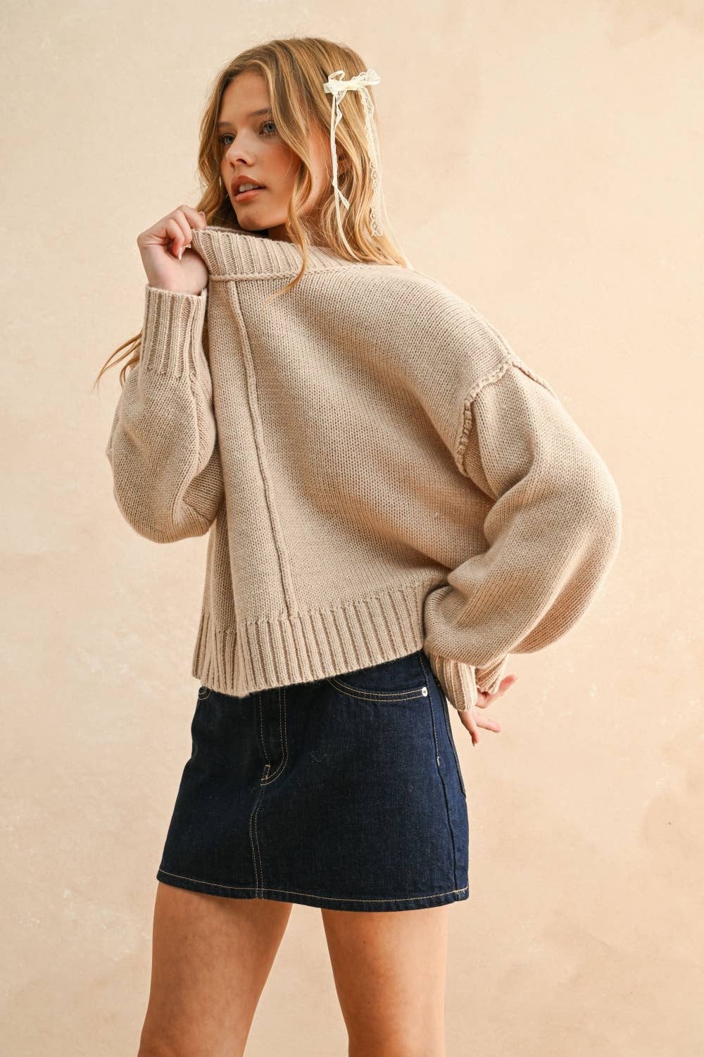 SLIT DETAIL SWEATER TOP: OATMEAL