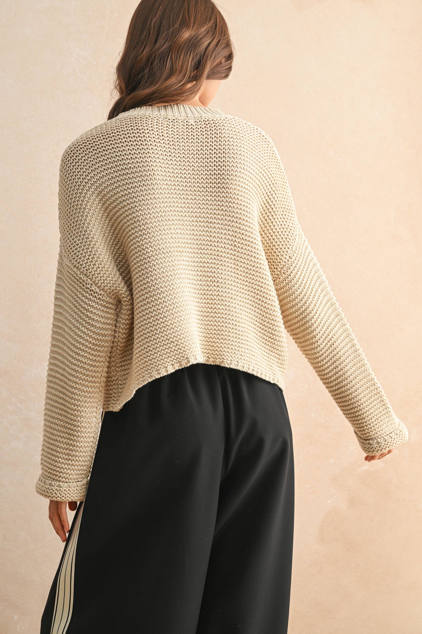 ROUND NECK SWEATER KNITTED TOP: CHOCOLATE